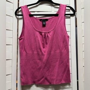 Ralsey Fuchsia Scoop Neck Knit Tank